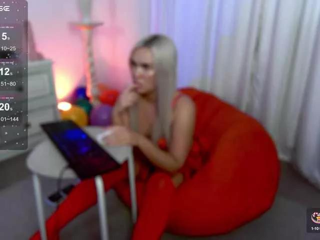 Karen-Pierce on BongaCams 