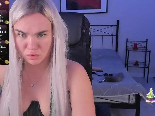 Karen-Pierce on BongaCams 