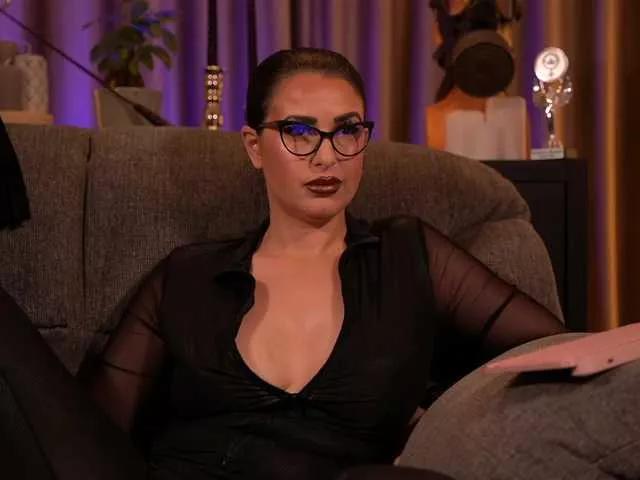 KellyKent on BongaCams 