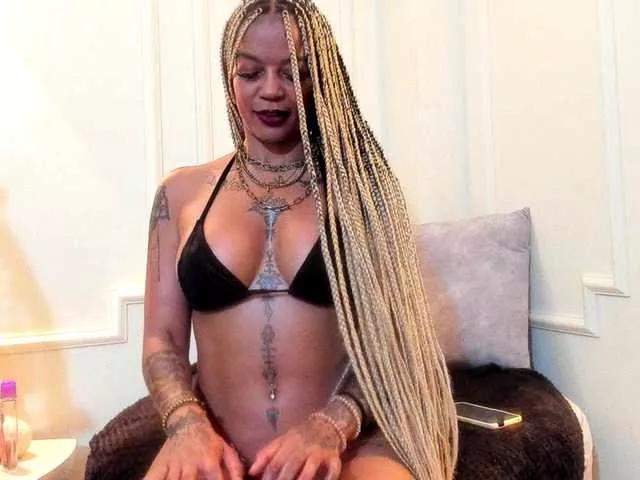 kennya-carper on BongaCams 