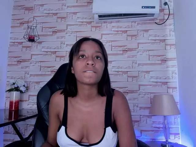 khloe-smith1 on BongaCams 