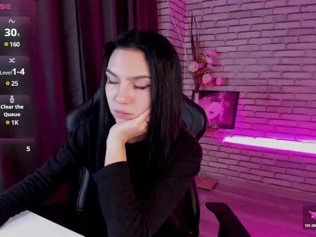 Kira-Owl on BongaCams 