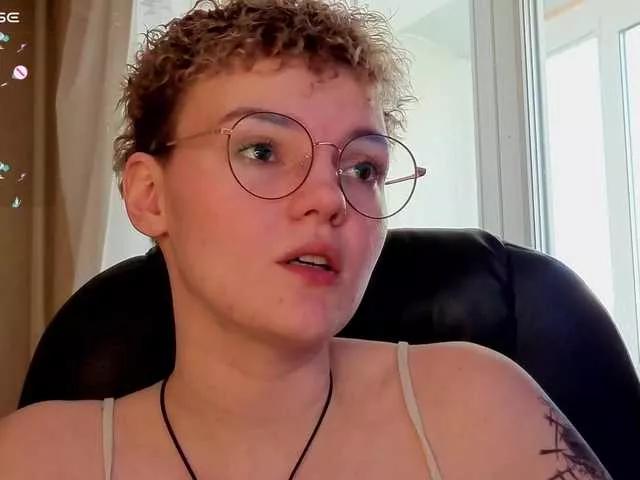 Krisffff on BongaCams 