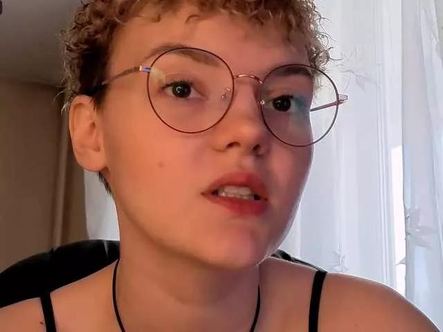 Krisffff on BongaCams 