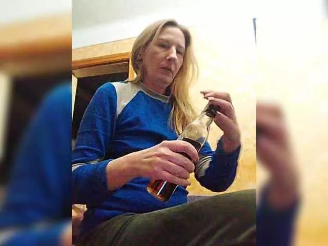 Ksenia333 on BongaCams 