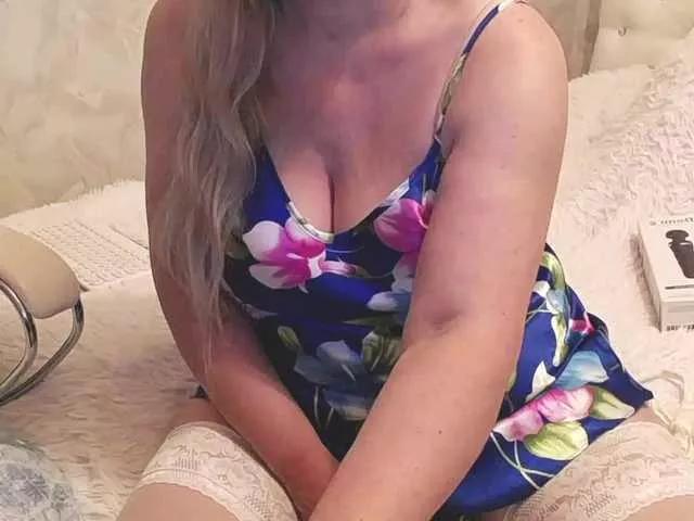 Lady-Erata on BongaCams 