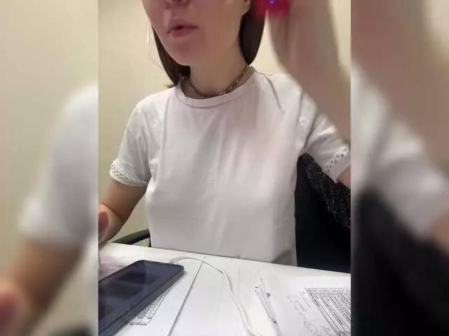 LanaDL18 on BongaCams 