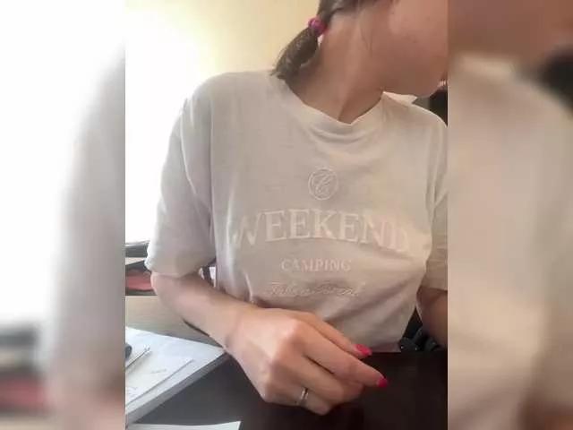 LanaDL18 on BongaCams 