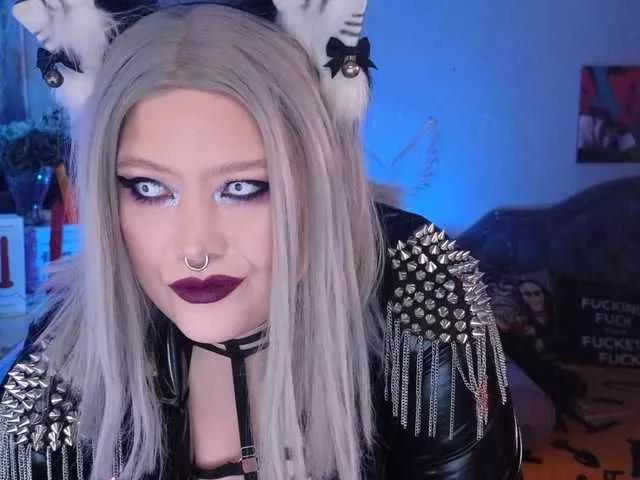 Laura-Wicked on BongaCams 