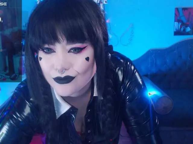 Laura-Wicked on BongaCams 