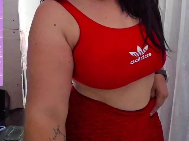 lindy35 on BongaCams 