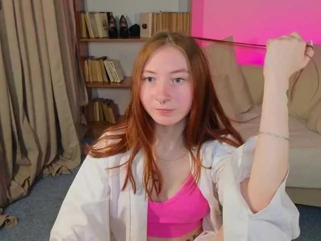 Liramoon on BongaCams 