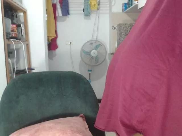 LiraRusso1 on BongaCams 
