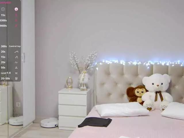 Lisa666-2 on BongaCams 