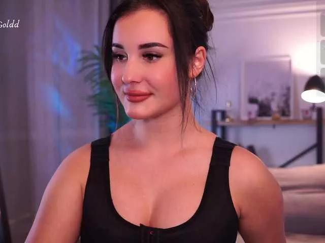LiyaGold on BongaCams 