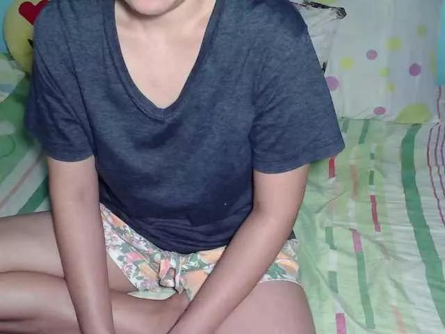 LizBeth23 on BongaCams 