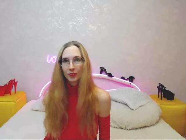 LizzieBrait on BongaCams 