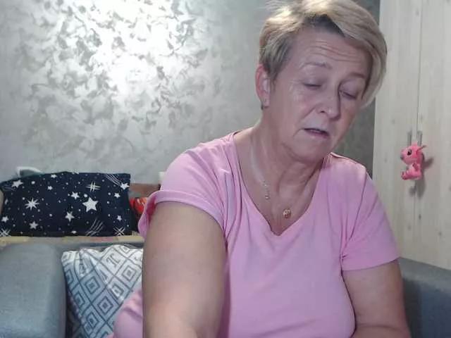 LovePinkLilli on BongaCams 