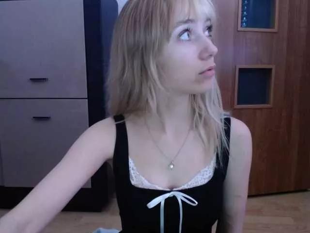 LuciaLovely on BongaCams