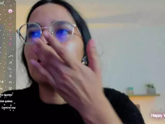 lucy-blue28 on BongaCams 
