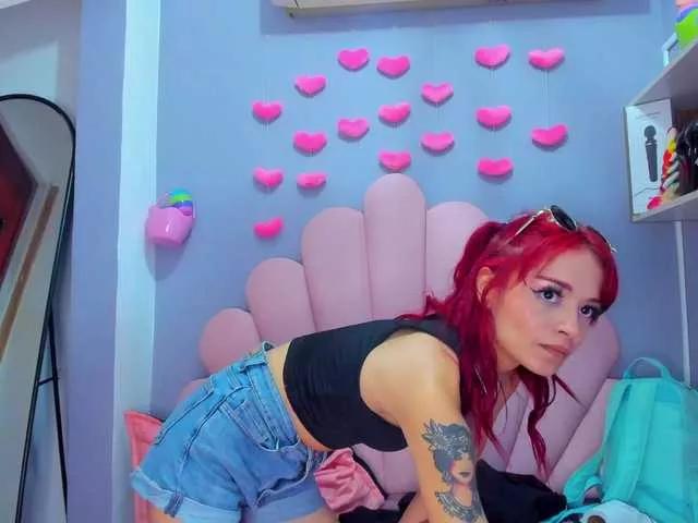 LucyMiller on BongaCams 