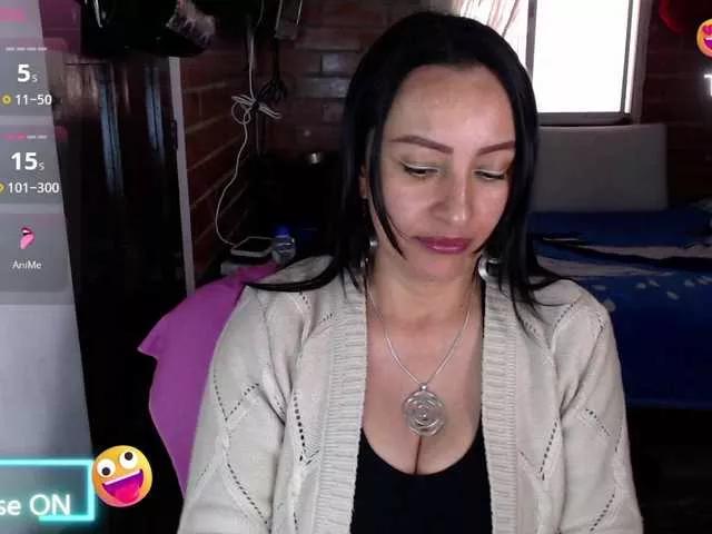 lunaws11 on BongaCams 