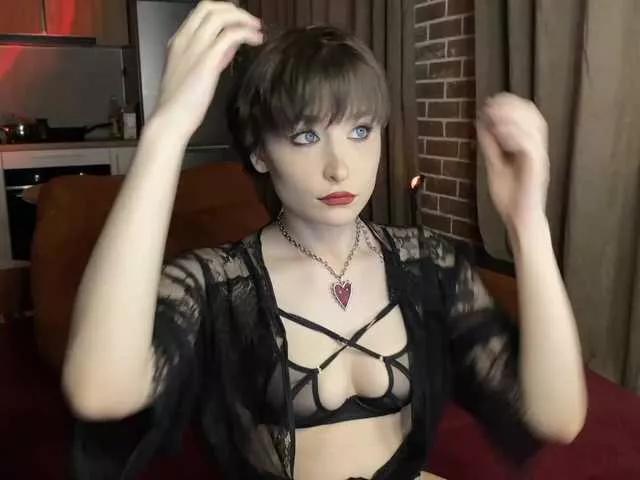 lunelucy on BongaCams 