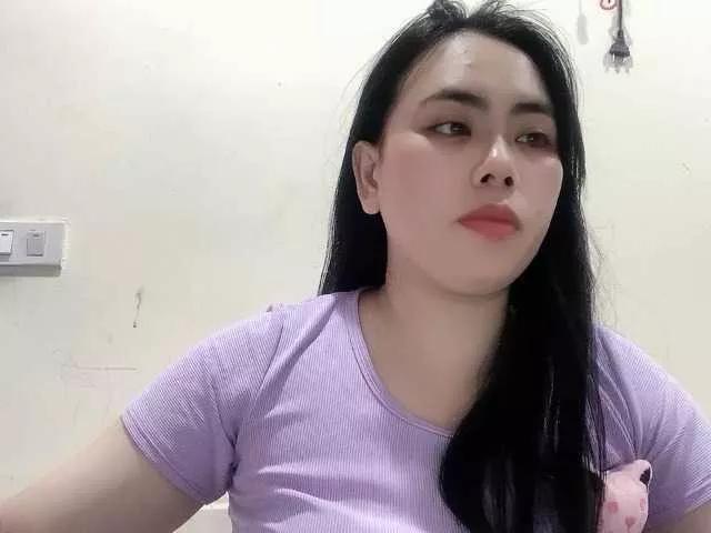 Lyysuu on BongaCams 