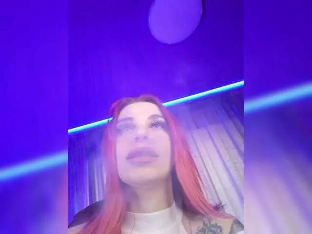 MaidenCrystal on BongaCams 