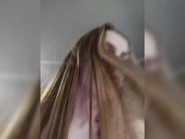 Marina-9819 on BongaCams 