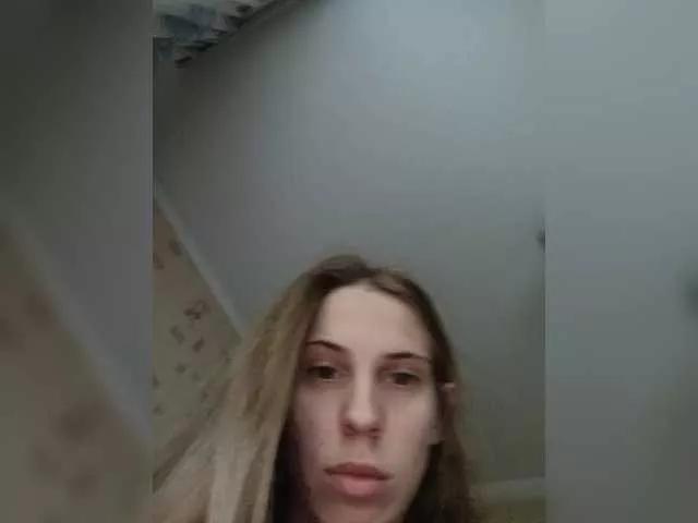 Marina-9819 on BongaCams 