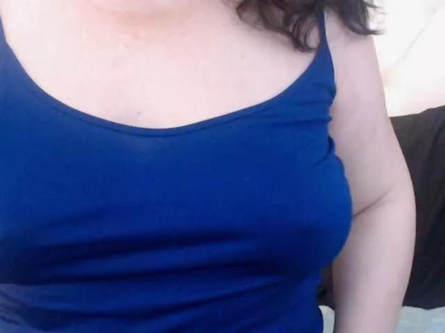 Maturepriscila on BongaCams 