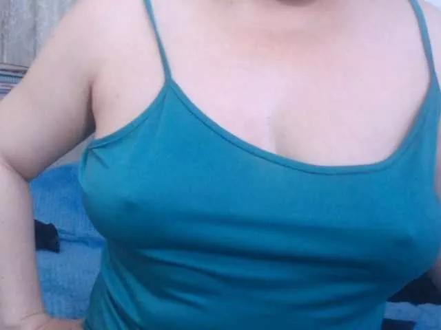 Maturepriscila on BongaCams 
