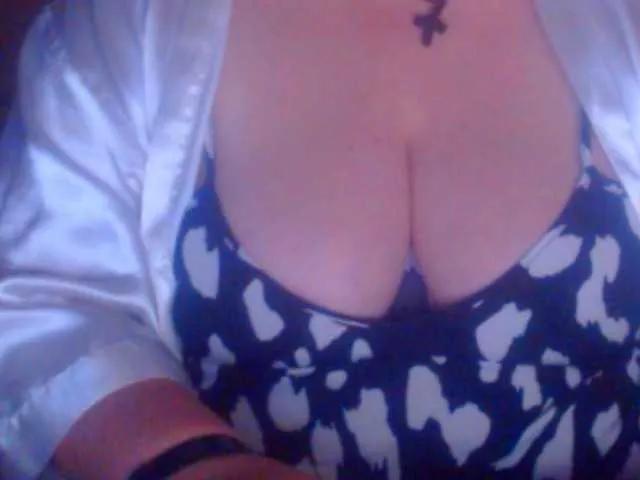 mayalove4u on BongaCams 