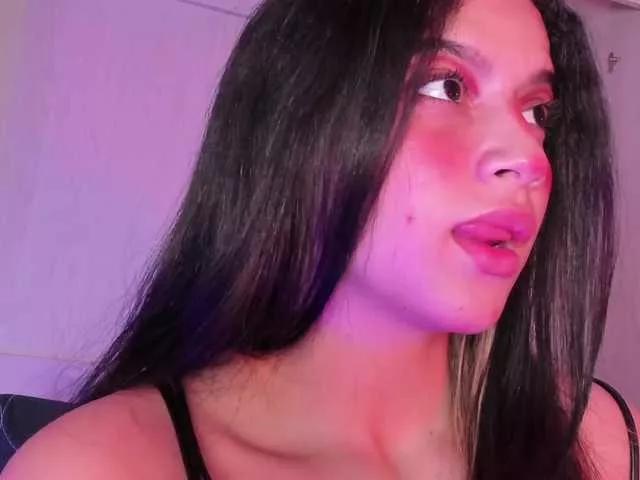 meganjenner on BongaCams 