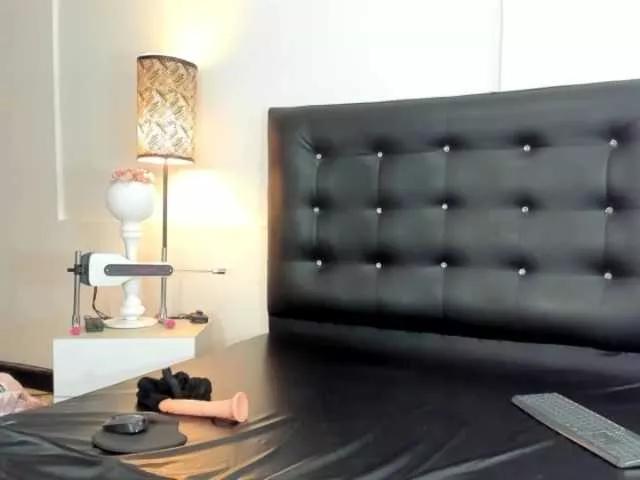 MelissaGutierrez on BongaCams 