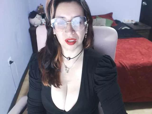 Melissaw1216 on BongaCams 