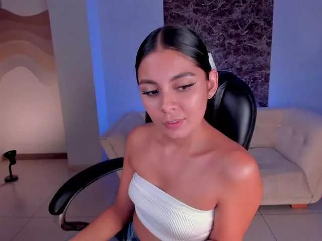 MelodyHill on BongaCams 