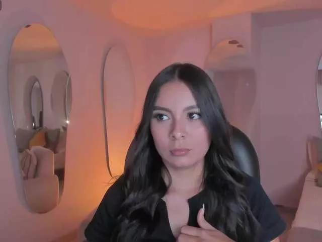 MelodyHill on BongaCams 