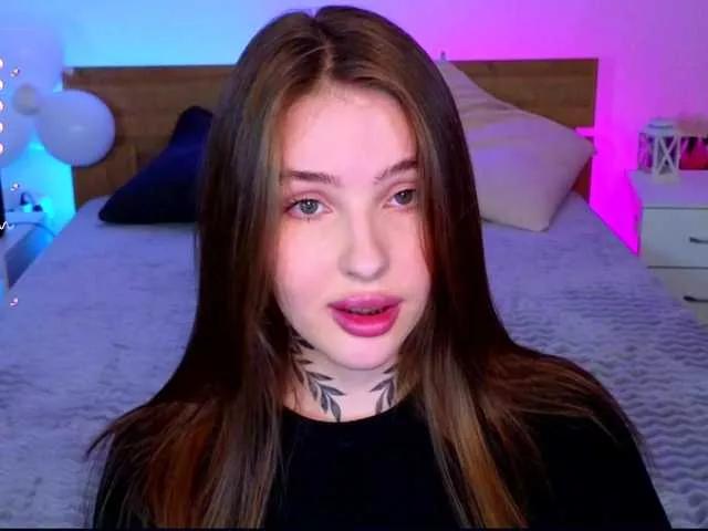 miachill on BongaCams 