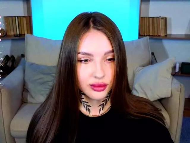 miachill on BongaCams 