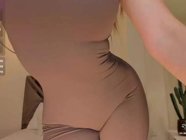 MiaFarrell on BongaCams 