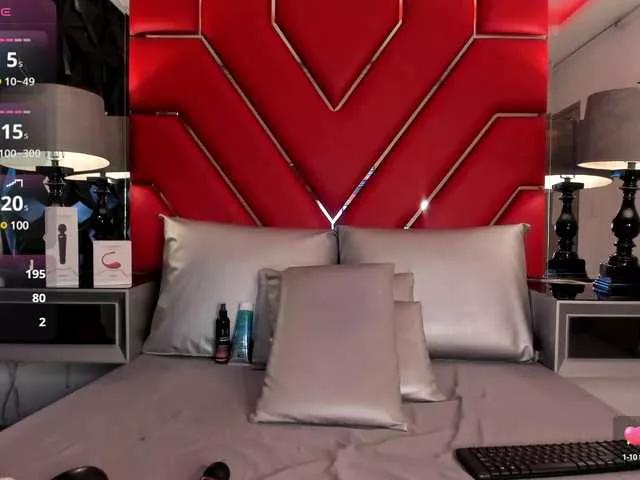 Miareyes on BongaCams 