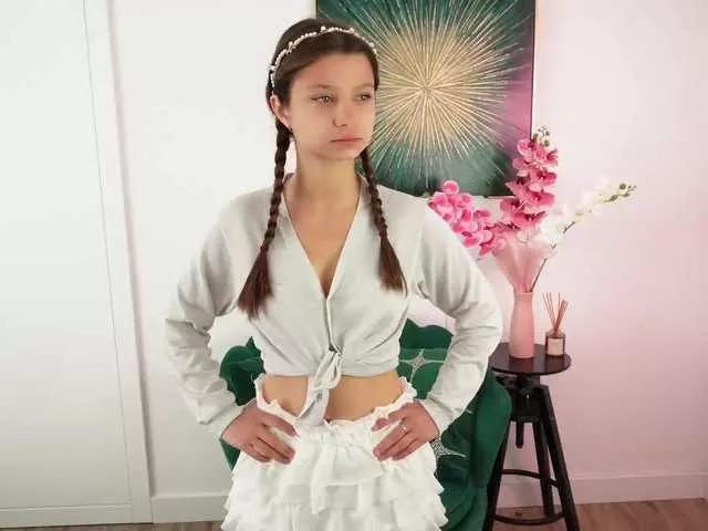 MiaRouxie on BongaCams 