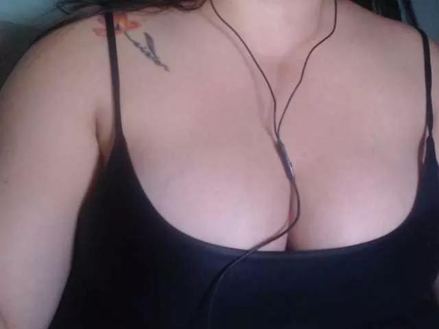 MiaSecret on BongaCams 