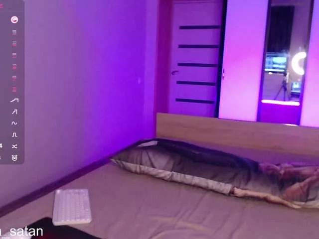 MikaKisa66624 on BongaCams 