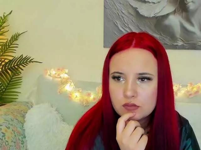 MikaSnake on BongaCams 