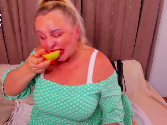 miranda-robinson on BongaCams 
