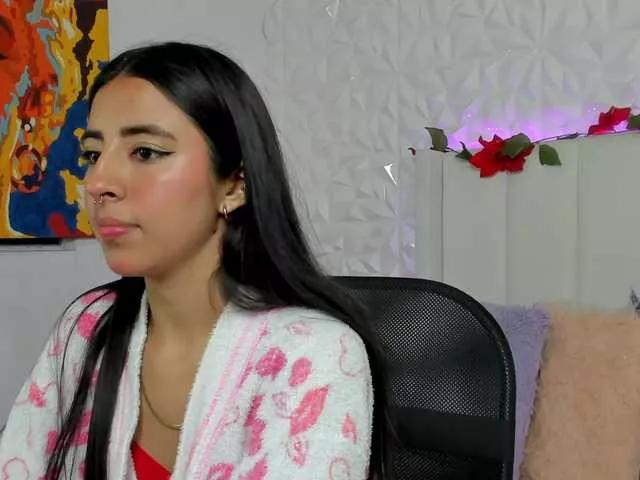 Miranda-Rogers on BongaCams 
