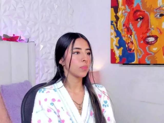 Miranda-Rogers on BongaCams 